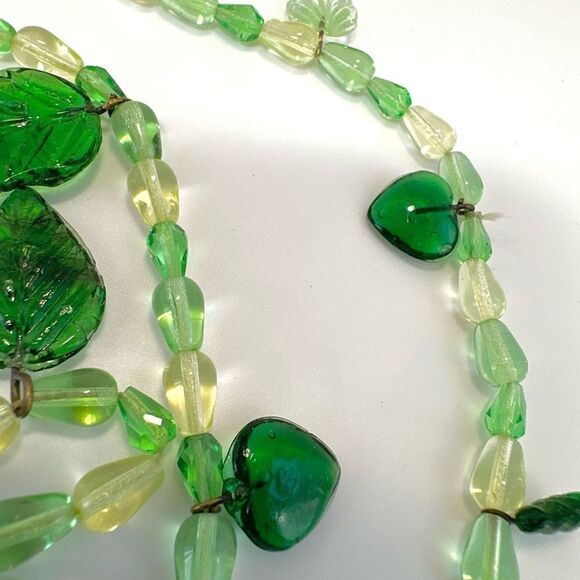 Green glass beaded leaf message - Picture 4 of 7